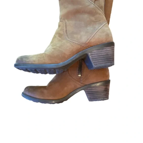 Teva Foxy Leather Boots - 6 - Picture 7 of 10